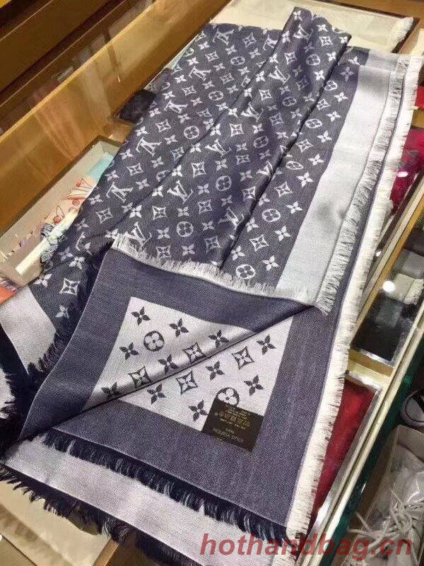 Louis Vuitton Scarf LV00108